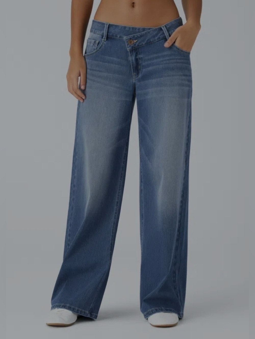 HALARA Women's Wide Leg Flare Jeans in Washed Blue Denim